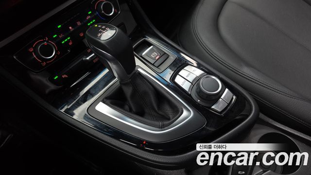 BMW 2-Series 2017 — photo 9
