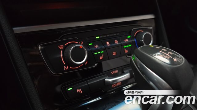 BMW 2-Series 2017 — photo 18