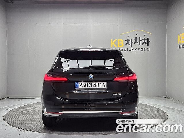 BMW 2-Series 2025 — photo 4