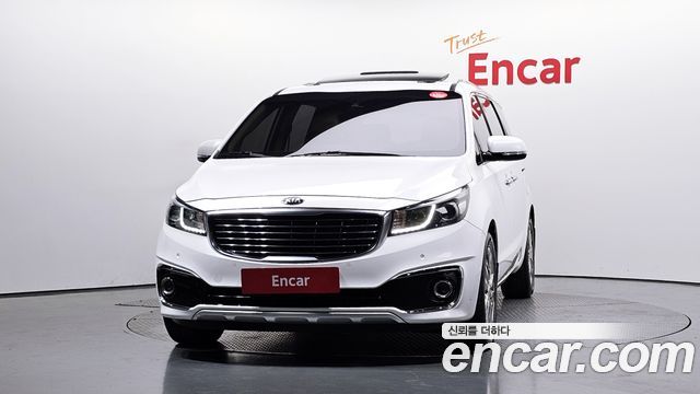 Kia Canival 2018 — photo 3