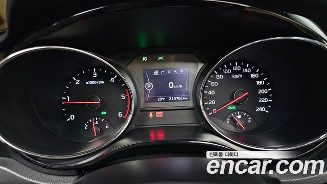 Kia Canival 2018 — photo 8