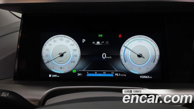 Hyundai Nexo 2022 — photo 11