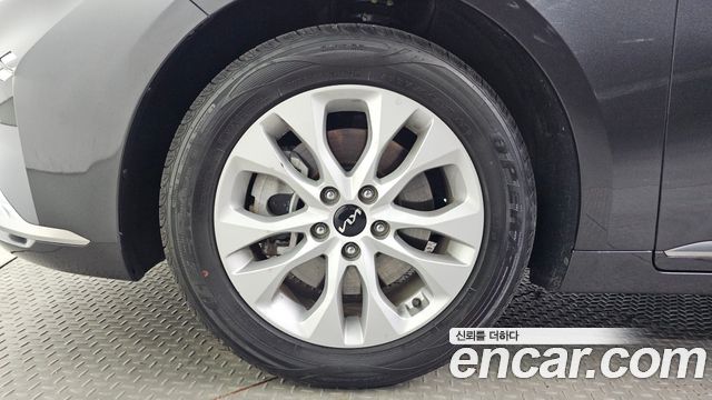 Kia K8 2022 — photo 5