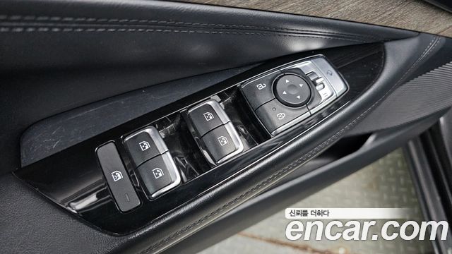 Kia K8 2022 — photo 13