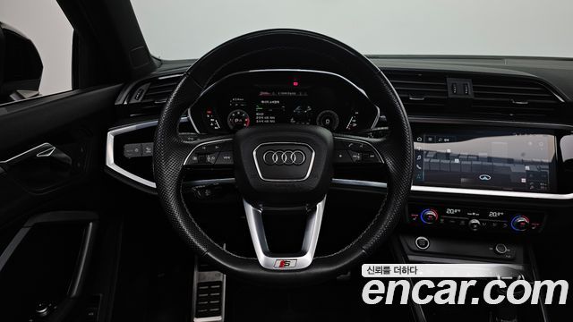 Audi Q3 2023 — photo 19