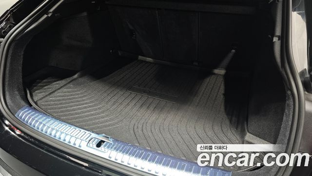 Audi Q3 2023 — photo 26