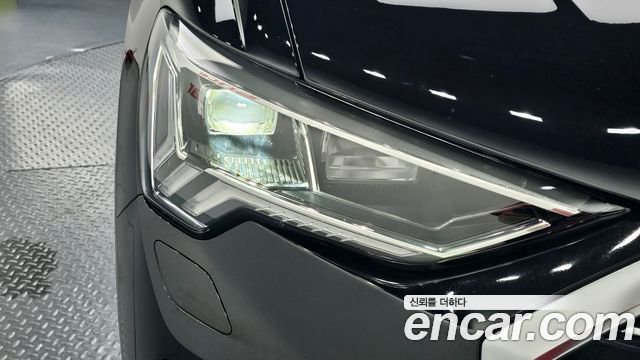 Audi Q3 2023 — photo 8