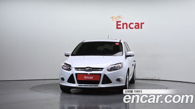 Ford Focus 2015 — photo 3