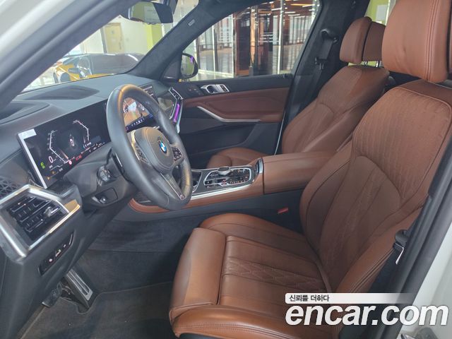 BMW X7 2026 — photo 9