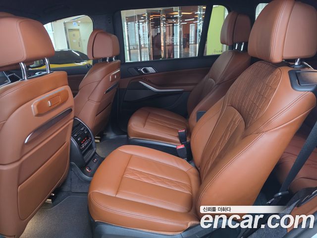 BMW X7 2026 — photo 10