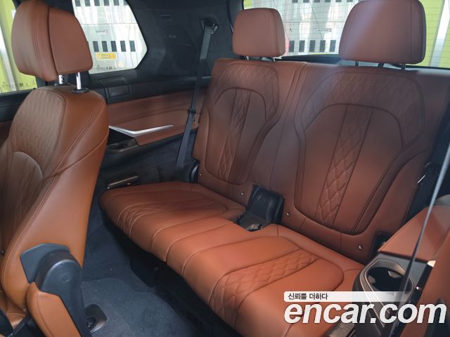 BMW X7 2026 — photo 11