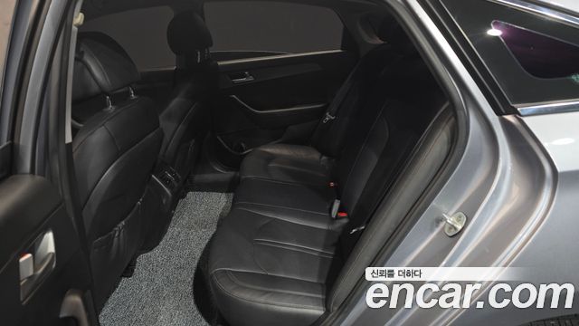 Hyundai Sonata 2015 — photo 12