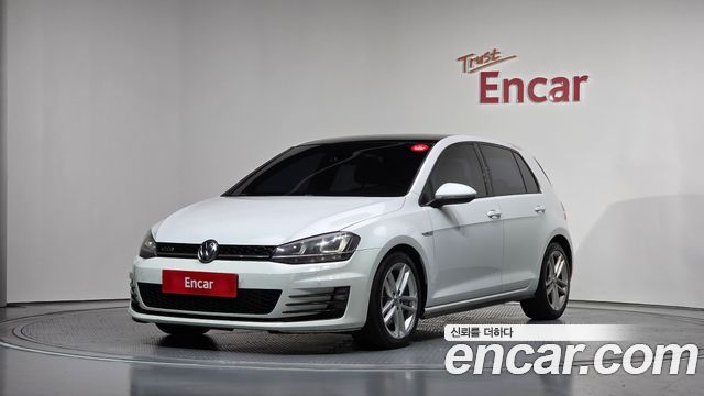 Volkswagen Golf 2015 — photo 1