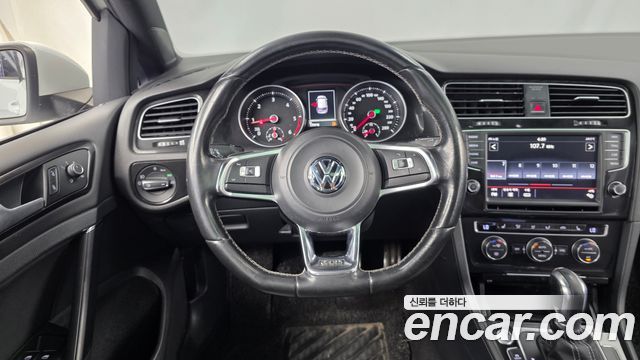 Volkswagen Golf 2015 — photo 13