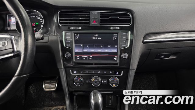 Volkswagen Golf 2015 — photo 14