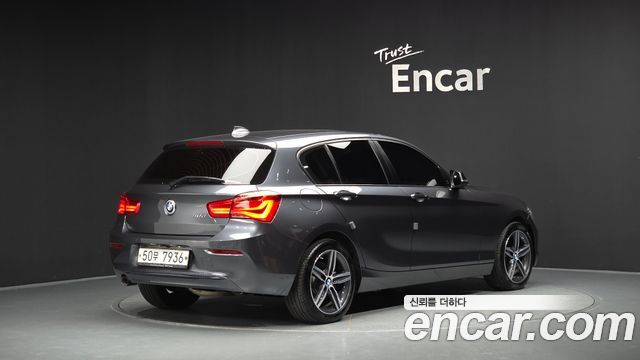 BMW 1-Series 2019 — photo 2