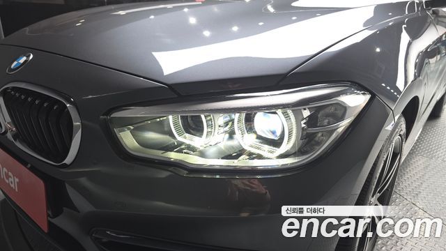 BMW 1-Series 2019 — photo 8