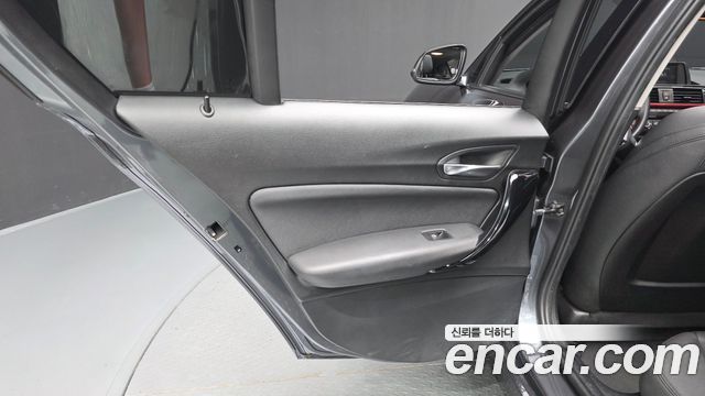 BMW 1-Series 2019 — photo 15