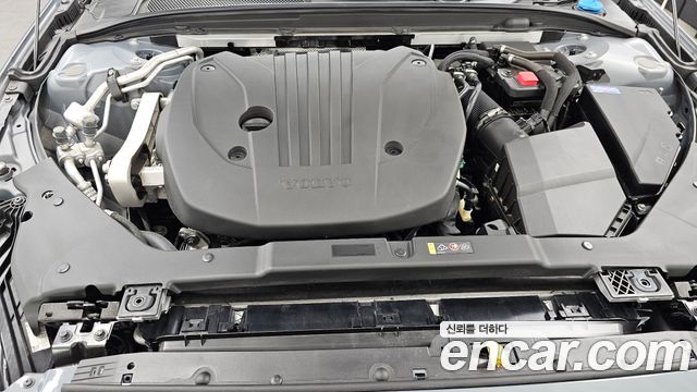Volvo V60 2022 — photo 6