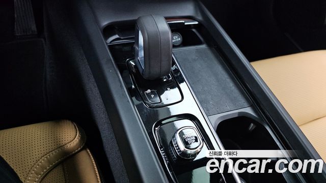 Volvo V60 2022 — photo 12
