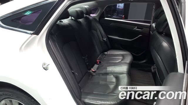 Hyundai Sonata 2015 — photo 18
