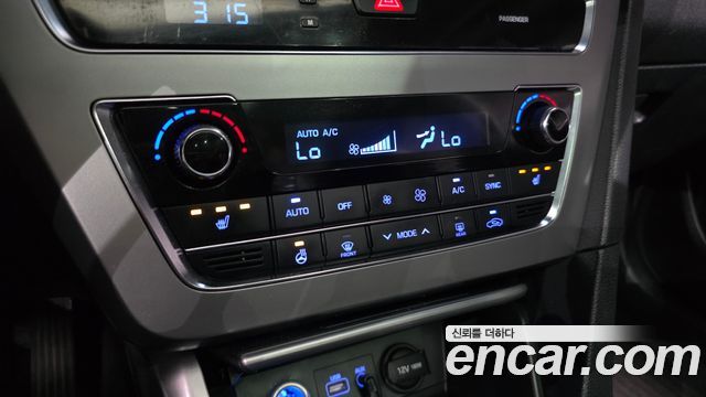 Hyundai Sonata 2015 — photo 22