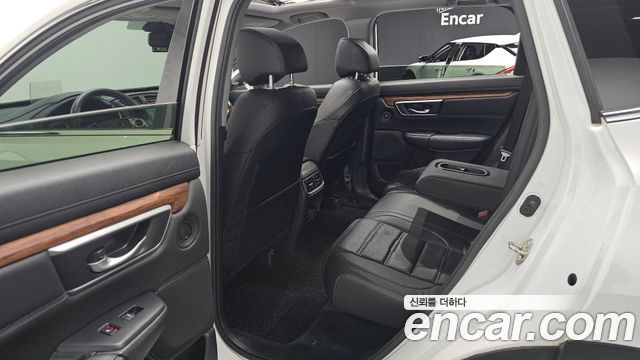 Honda CR-V 2019 — photo 18