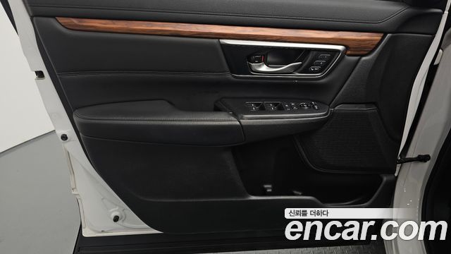 Honda CR-V 2019 — photo 14