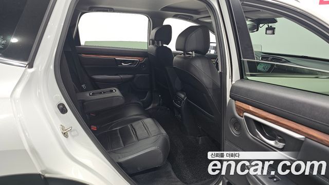 Honda CR-V 2019 — photo 16