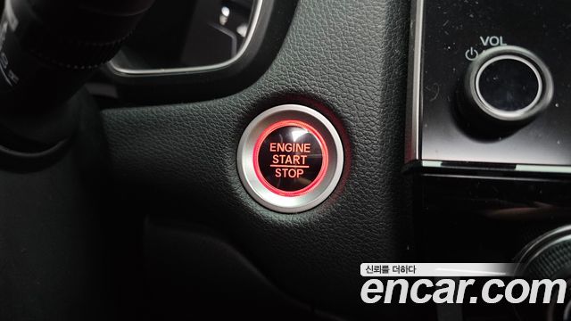 Honda CR-V 2019 — photo 30