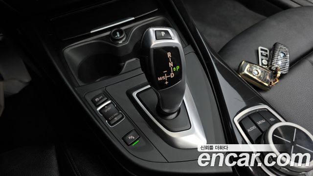 BMW 1-Series 2015 — photo 9