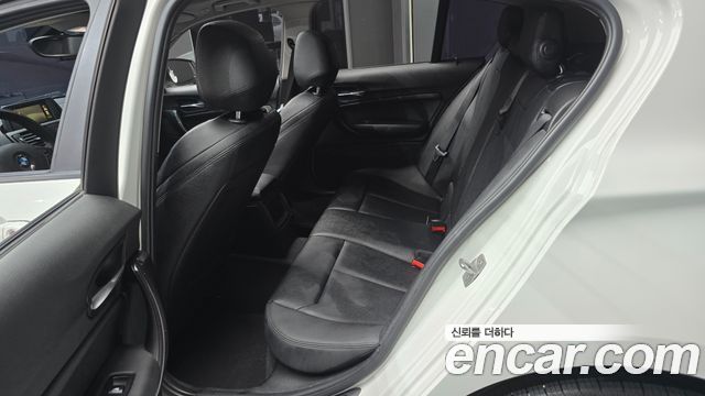 BMW 1-Series 2015 — photo 12