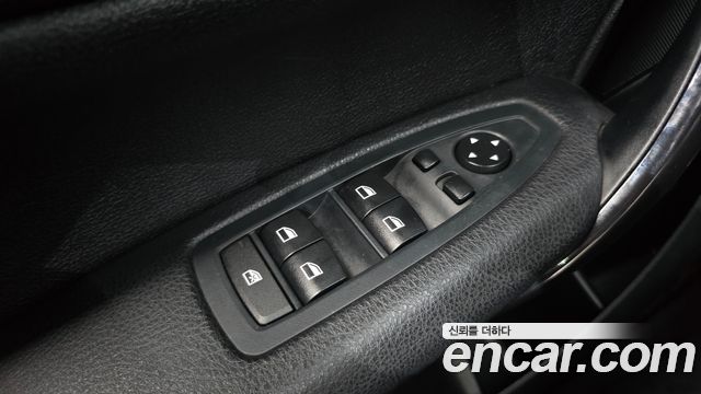 BMW 1-Series 2015 — photo 17