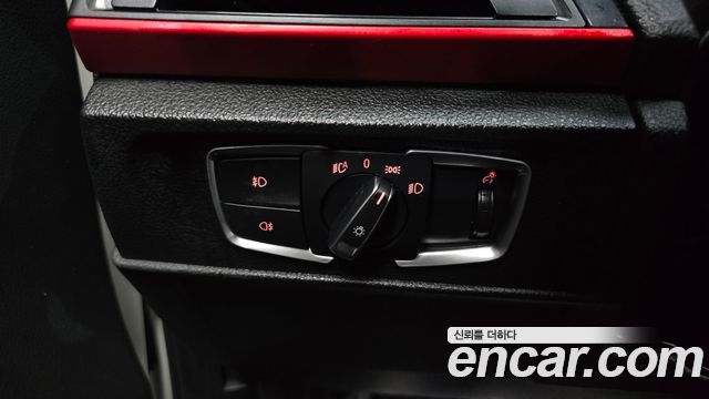 BMW 1-Series 2015 — photo 18