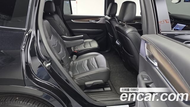 Cadillac XT6 2020 — photo 17