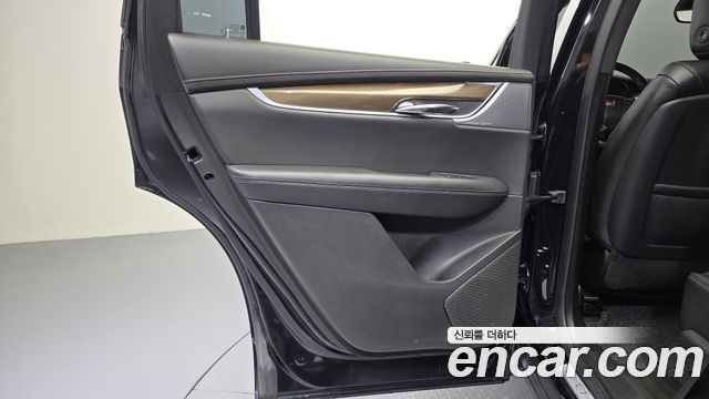 Cadillac XT6 2020 — photo 15