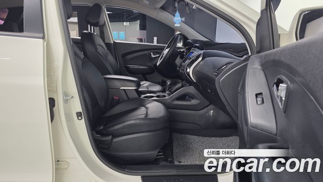 Hyundai Tucson 2013 — photo 11