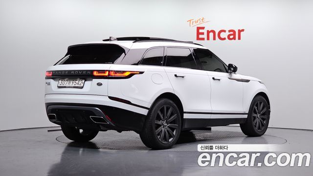 Land Rover Range Rover Velar 2019 — photo 2