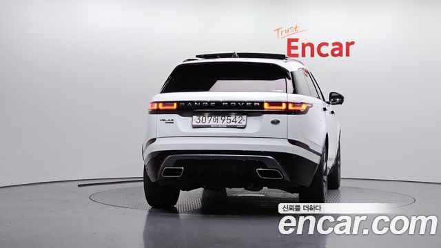 Land Rover Range Rover Velar 2019 — photo 4