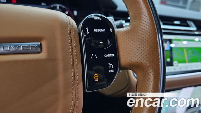 Land Rover Range Rover Velar 2019 — photo 21