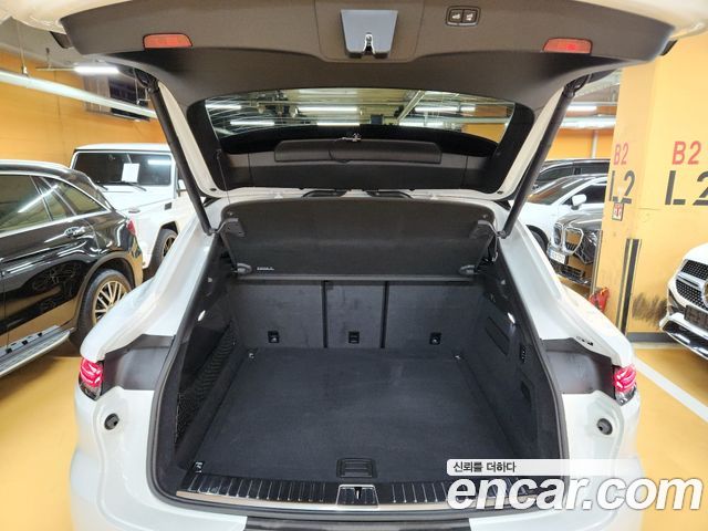 Porsche Cayenne 2024 — photo 6