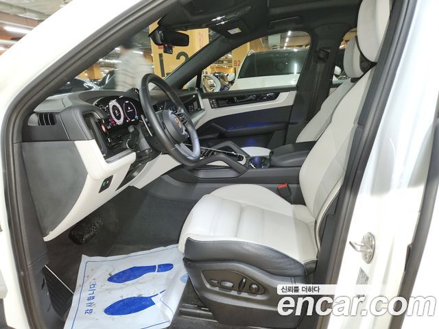 Porsche Cayenne 2024 — photo 9