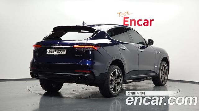 Maserati Levante 2020 — photo 2