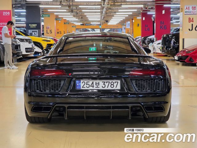 Audi R8 2017 — photo 3