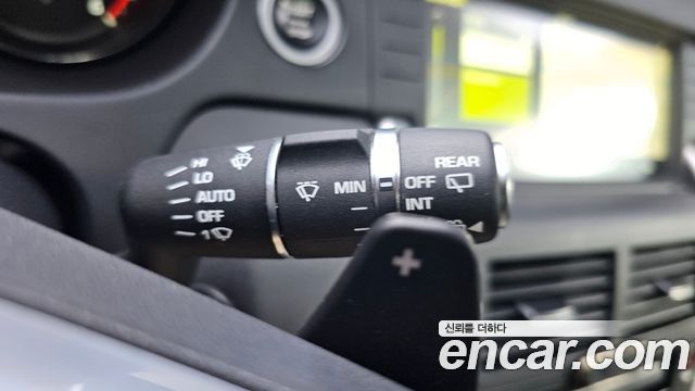 Land Rover Discovery Sport 2018 — photo 18