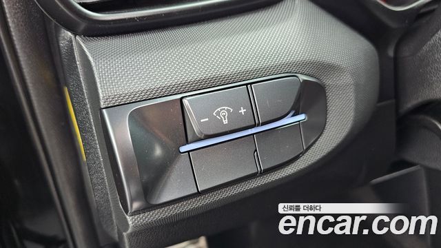 Hyundai Veloster 2022 — photo 15