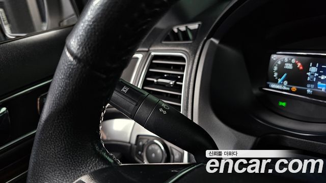 Ford Explorer 2019 — photo 21
