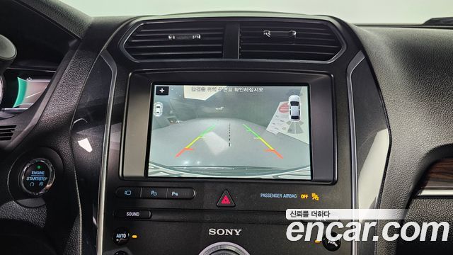 Ford Explorer 2019 — photo 25