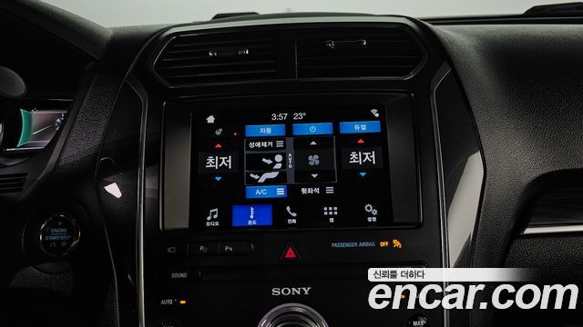 Ford Explorer 2019 — photo 26