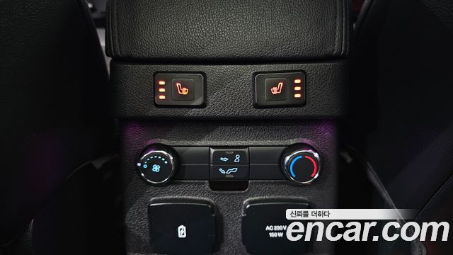 Ford Explorer 2019 — photo 29
